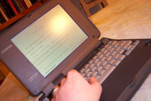 This is my Compaq Contura Aero 4/25. I bought it in 1994. It was discontinued even then.